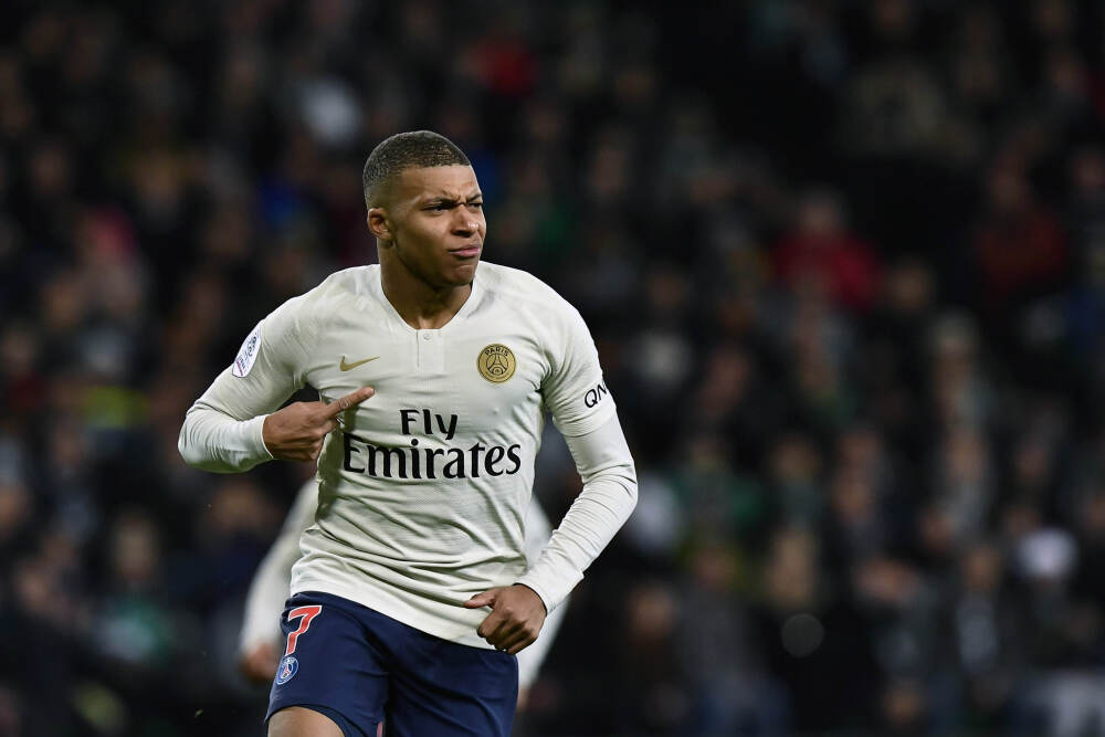 英国斥资6.08亿美元升级“台风”战斗机雷达